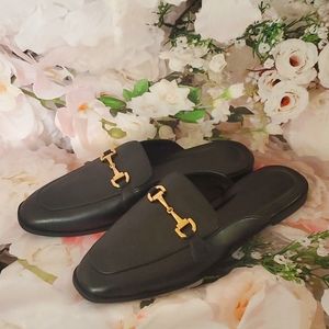 Size 8.5 Old Navy Slip On Mules